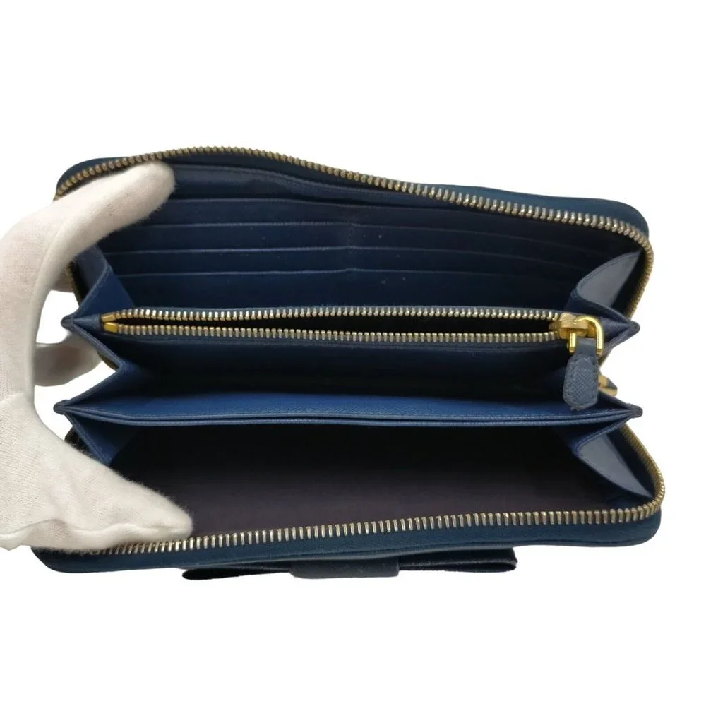 Prada Wallet Long Navy Blue Leather in Great Condition - Picture 6 of 9